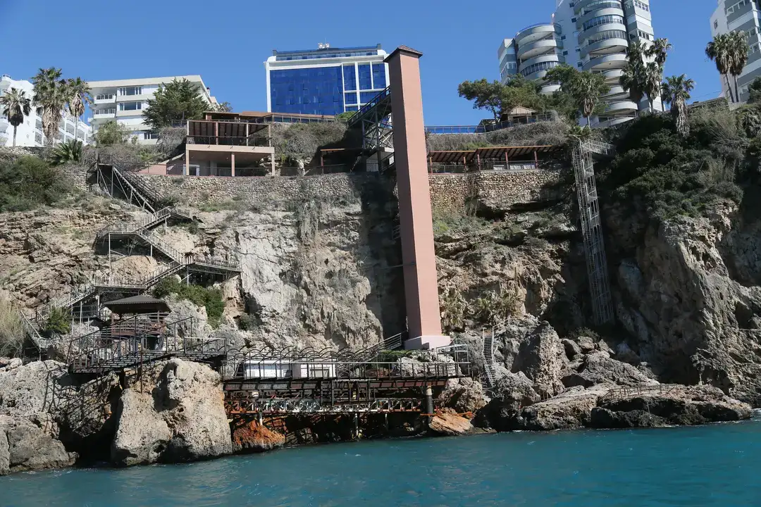 Falezlerde Kaçak Alarmı: 26 Noktada İşgal Tespit Edildi 12